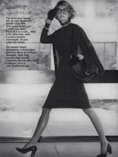 Cheryl Tiegs by Kourken Pakchanian / Vogue USA (1973.09)