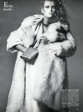 Patti Hansen by Richard Avedon / Vogue USA (1977.12)
