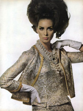Wilhelmina Cooper by David Bailey, Bert Stern / Vogue USA (1964.09)