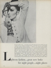 Wilhelmina Cooper by Bert Stern / Vogue USA (1965.11)