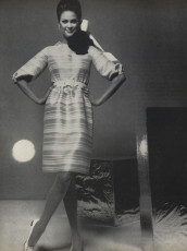 Editha Dussler by Gianni Penati (Vogue USA 1967.04/2)