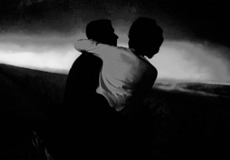 Rio de Janeiro, Lovers on the beach in the evening by Frank Horvat (1963)