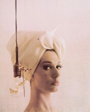 Simone d’Aillencourt by Melvin Sokolsky (1960)