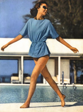 Dorothy McGowan by Frances McLaughlin-Gill / Vogue USA (1960.06)