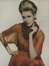 Deborah Dixon by Horst P. Horst / Vogue USA (1961.03/2)