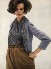 Marola Witt by Sante Forlano / Vogue USA (1961.04)