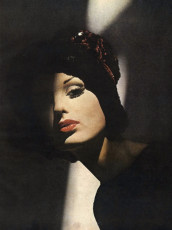 Dorothy McGowan by Bert Stern / Vogue USA (1961.09)