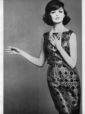 Dorothy McGowan by Bert Stern / Vogue USA (1961.11)
