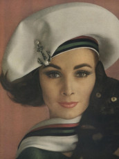 Wilhelmina Cooper by Karen Radkai / Vogue USA (1962.02/2)