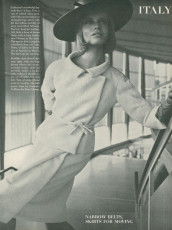 Versuchka by Henry Clarke (Vogue USA 1964.04)
