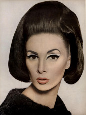 Wilhelmina Cooper by David Bailey (Vogue USA 1964.09/2)