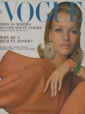 Veruschka by Irving Penn / Vogue USA (1965.05)
