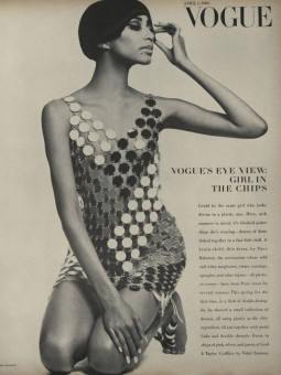 Donyale Luna by Guy Bourdin / Vogue USA (1966.04)