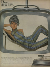 Brigitte Bauer by Richard Avedon / Vogue USA (1966.04)
