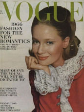 Celia Hammond by Norman Parkinson (Vogue USA 1966.08)