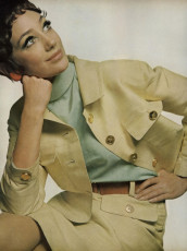 Marisa Berenson by Bert Stern (Vogue USA 1967.04/2