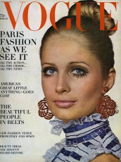 Sue Murray by Irving Penn (Vogue USA 1968.03/2)