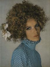 Veruschka by Franco Rubartelli (Vogue USA 1968.03/2)