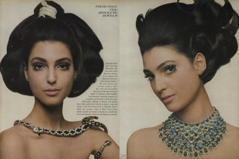 Benedetta Barzini by Henry Clarke (Vogue USA 1968.09/2)