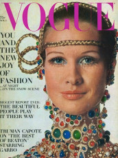 Francoise Rubartelli by Irving Penn (Vogue USA 1968.11)