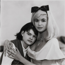 Jayne Mansfield Climber-Ottaviano (actress) with her daughter Jayne Marie, L.A., California by Diane Arbus (1965)
