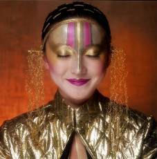 Vivienne Lynn by Clive Arrowsmith (1979)