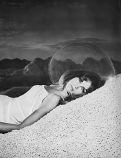 Jean Shrimpton by Richard Avedon (1965)