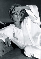 Jean Shrimpton by Richard Avedon (1967)