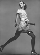 Twiggy by Richard Avedon (1968)