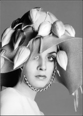 Twiggy by Richard Avedon (1968)
