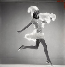 Nena von Schlebrugge by Richard Avedon (1966)