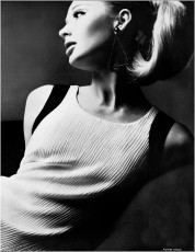 Sue Murray by Richard Avedon (1966)