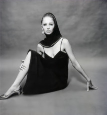 Sue Murray by David Bailey (1964)