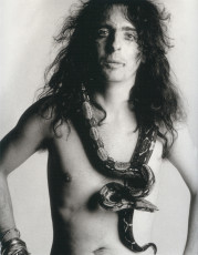 Alice Cooper by David Bailey (1972)