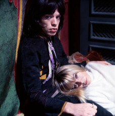 Mick Jagger, Anita Pallenberg on the set of Performance by Cecil Beaton (1968)
