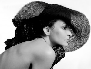 Beverly Johnson by Jean-Jacques Bugat (1960)