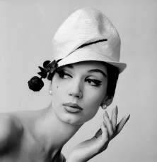 Simone d'Aillencourt by Jean-Jacques Bugat (1960)