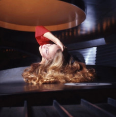 Jerry Hall by Willie Christie (1976)