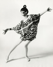 Peggy Moffitt by William Claxton (1967)