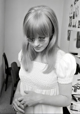 Marianne Faithfull by Roger Crump (1964)