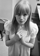 Marianne Faithfull by Roger Crump (1964)