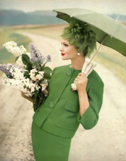 Isabella Albonico by Gleb Derujinsky (1960)