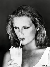 Patti Hansen by Arthur Elgort (1976)