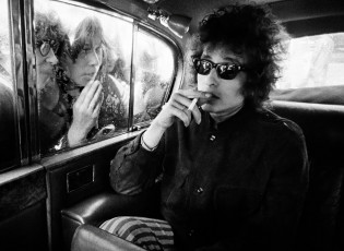Bob Dylan, London by Barry Feinstein (1966)
