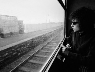 Bob Dylan, Belfast by Barry Feinstein (1966)