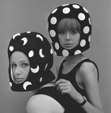 Celia Hammond, Pattie Boyd by John French (1965)