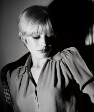 Marianne Faithfull by Joe Gaffney (1974)