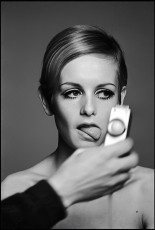 Twiggy by Burt Glinn (1966)