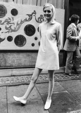 Twiggy by Jim Gray (1967)
