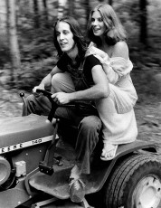 Bebe Buell, Todd Rundgren by Bob Gruen (1975)